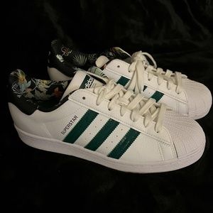 Only worn twice!!! Superstar Shoes